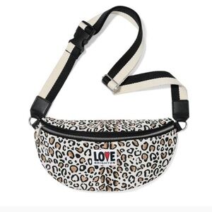 NWT BRIGHTON Love Wild Cat Belt Bag Leopard Zippered Waist Bag Purse